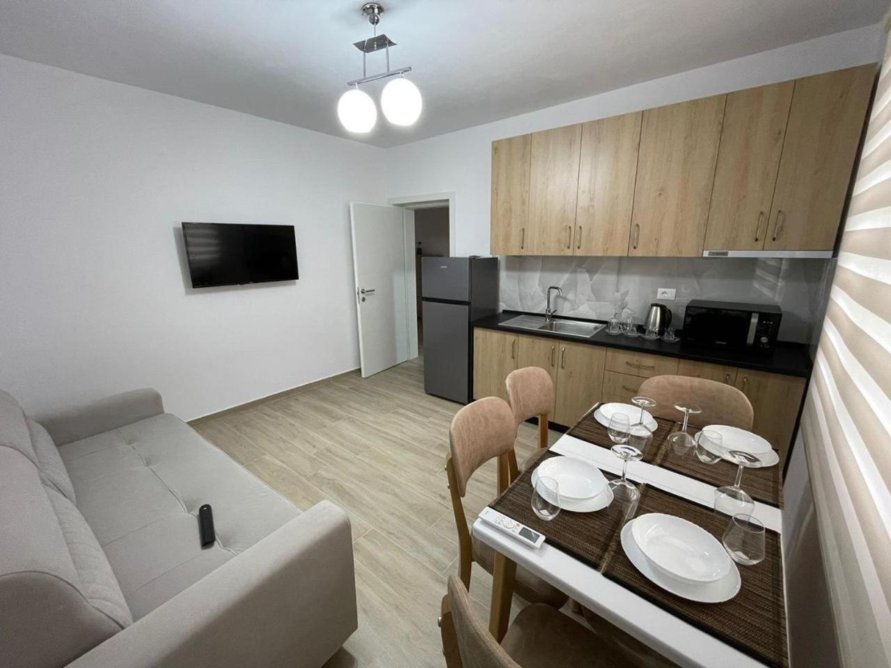 Kevi 'S Place Тирана Екстериор снимка