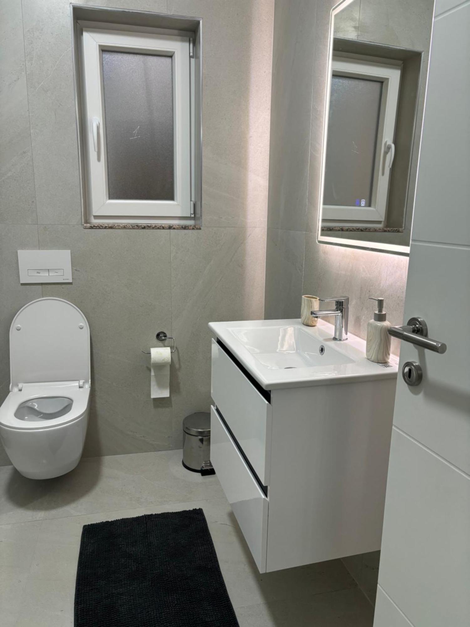 Kevi 'S Place Тирана Екстериор снимка